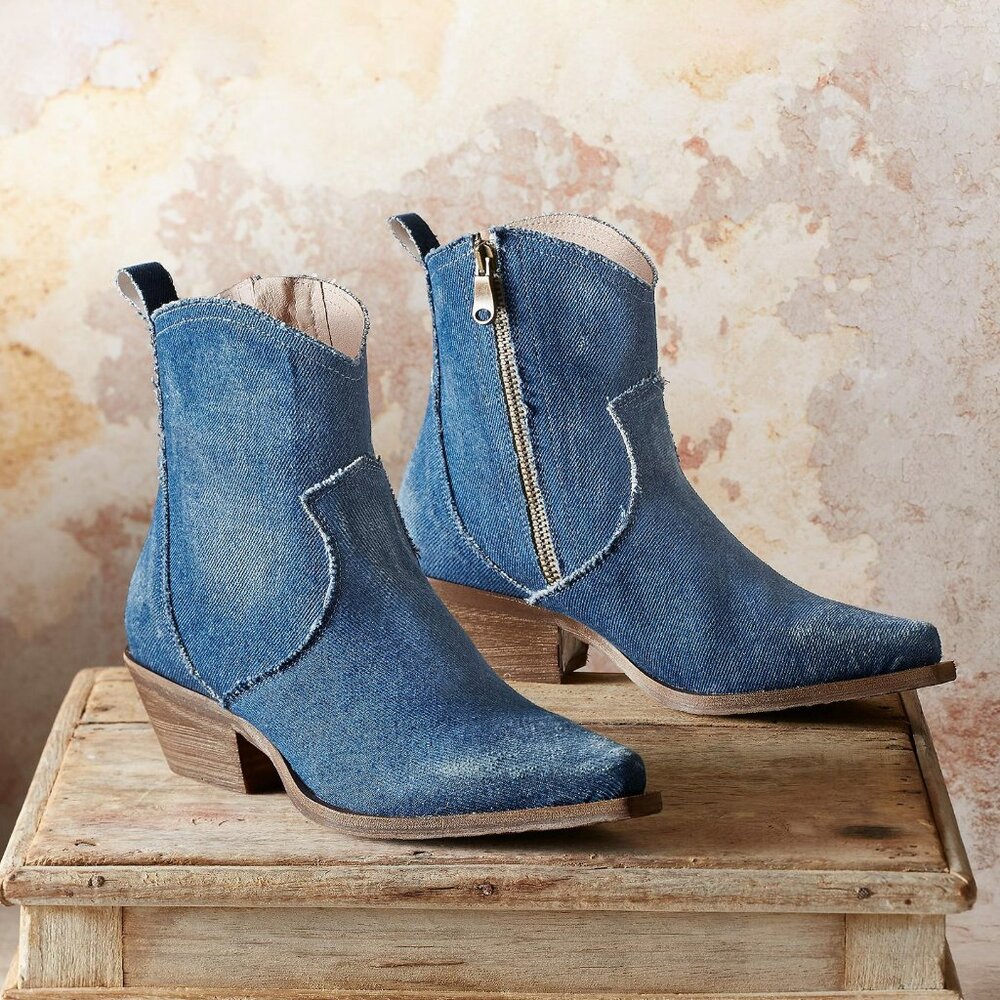 Sundance Denim Sojourner pointed Boots Western Boho Size 40 US 9.5